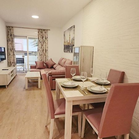 Poeta 2 Bedroom Apartment ฟูเอนฮิโรลา ภายนอก รูปภาพ