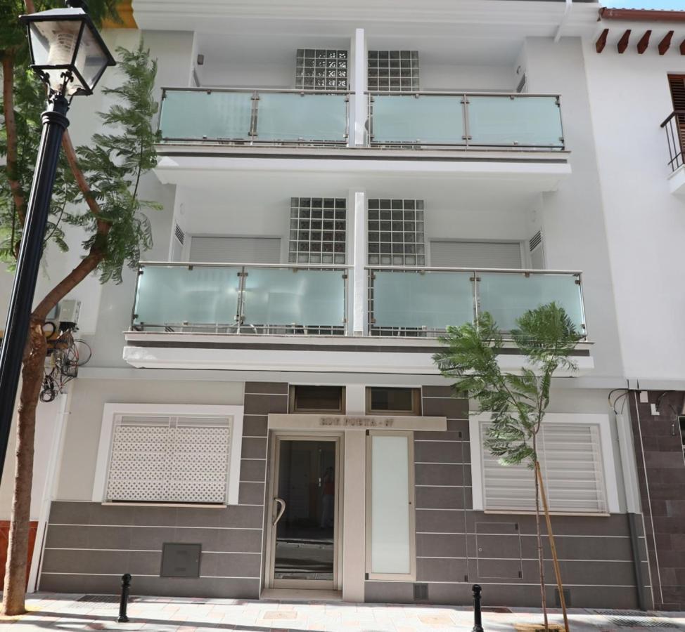 Poeta 2 Bedroom Apartment ฟูเอนฮิโรลา ภายนอก รูปภาพ