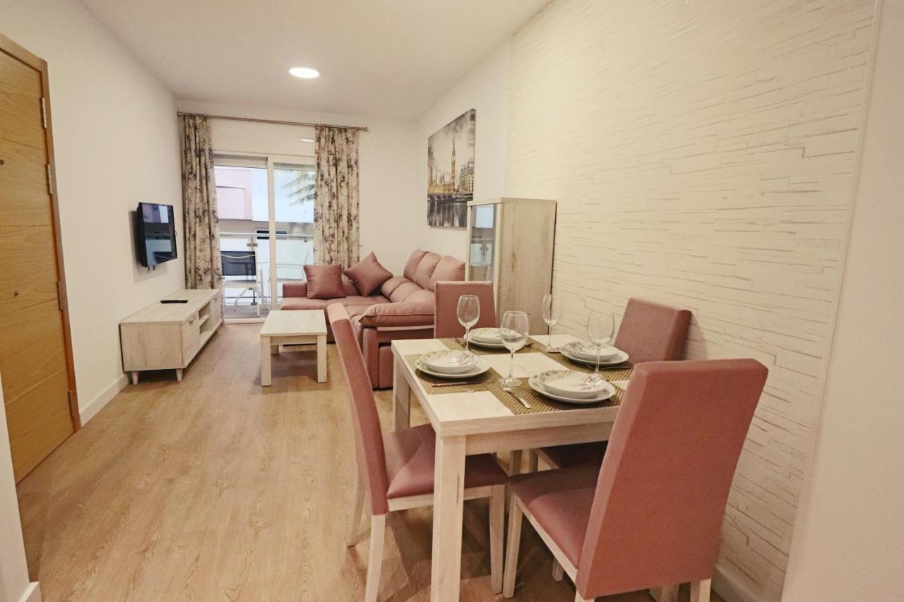 Poeta 2 Bedroom Apartment ฟูเอนฮิโรลา ภายนอก รูปภาพ